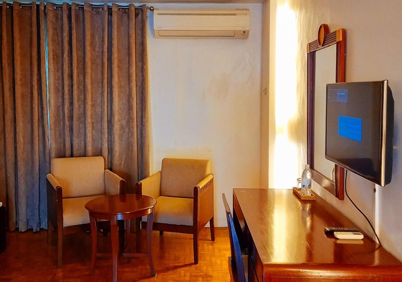 Reddoorz Plus Near Mango Avenue Cebu Номер фото