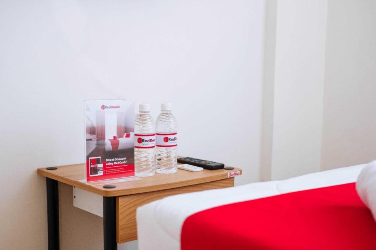 Reddoorz Plus Near Mango Avenue Cebu Екстер'єр фото