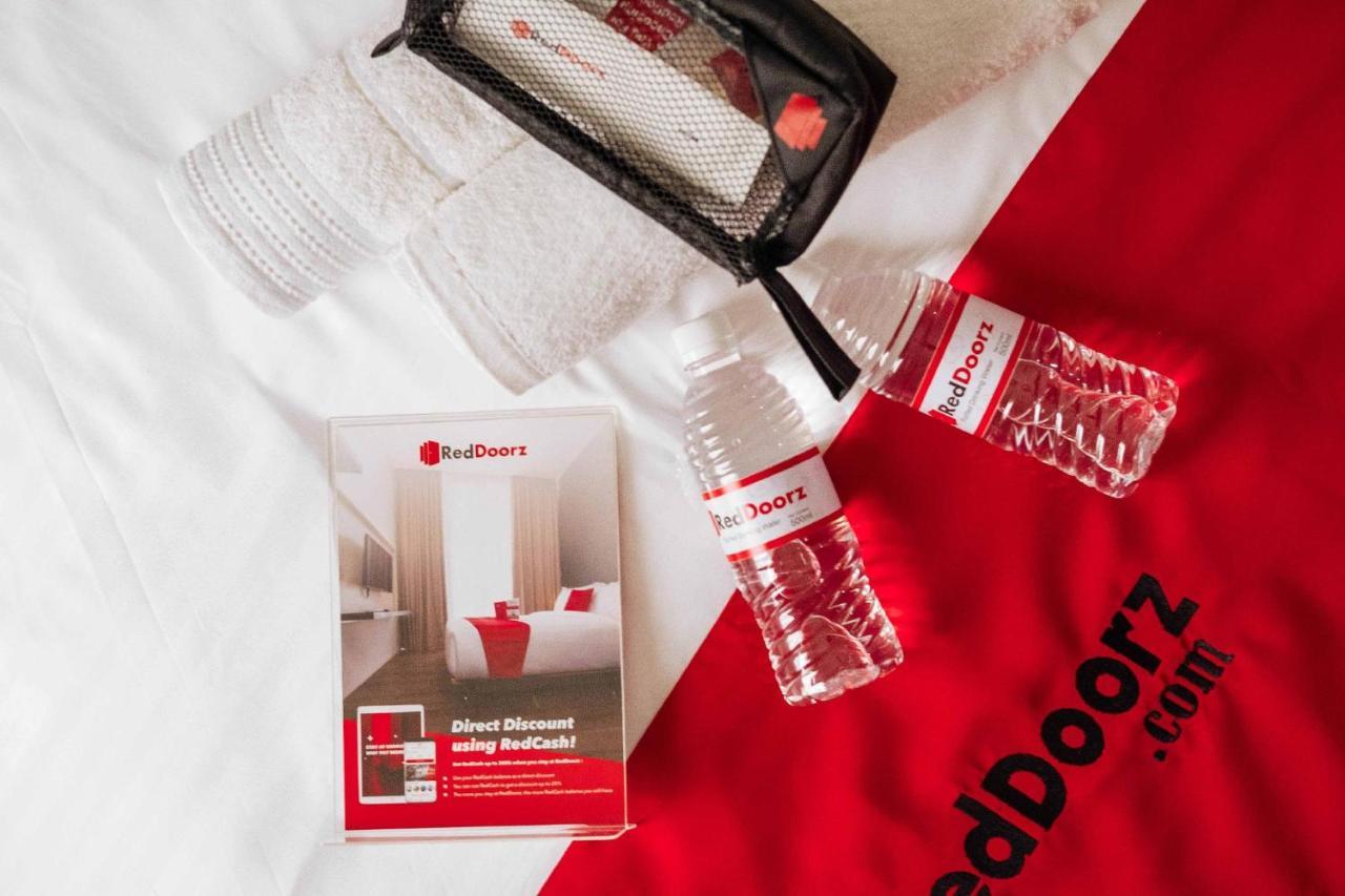 Reddoorz Plus Near Mango Avenue Cebu Екстер'єр фото