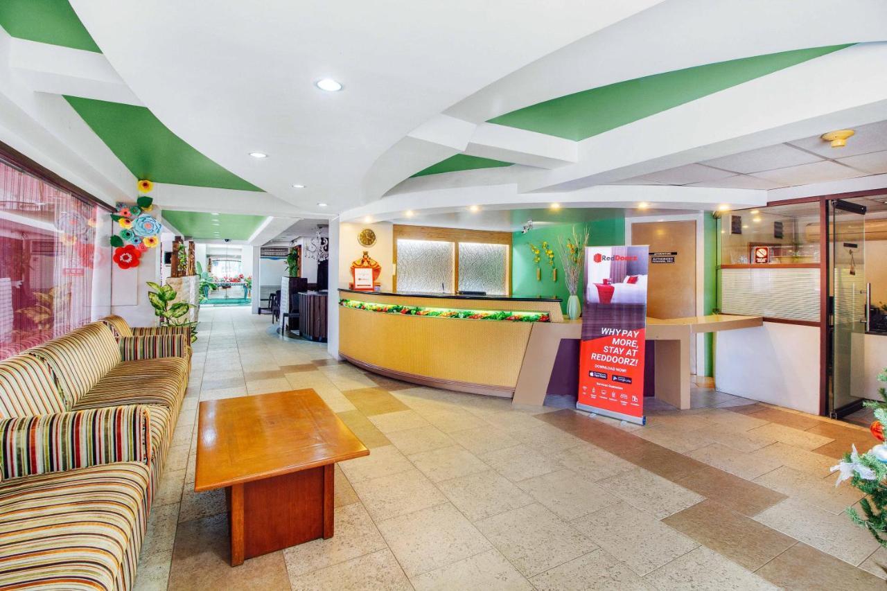 Reddoorz Plus Near Mango Avenue Cebu Екстер'єр фото